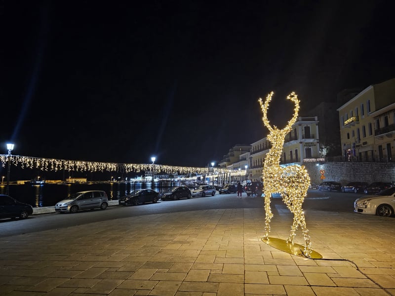 Χριστουγεννιάτικος στολισμός στο Γύθειο