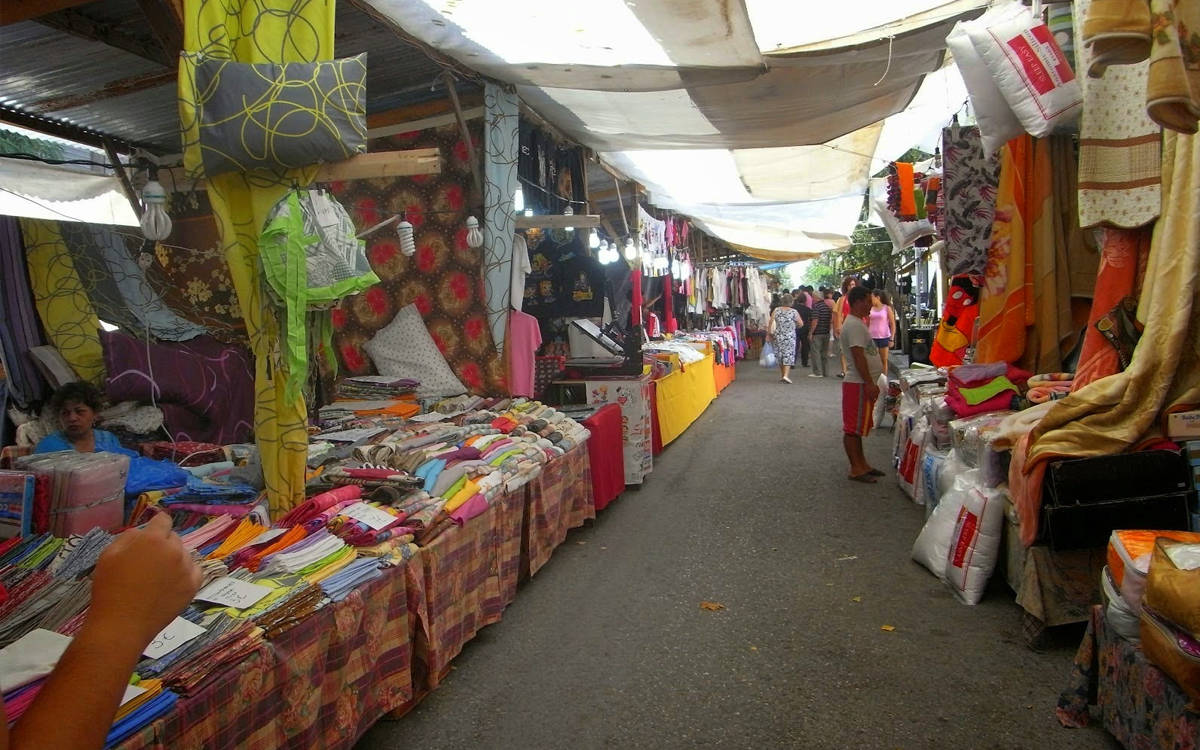 Annual goods market in Gythio